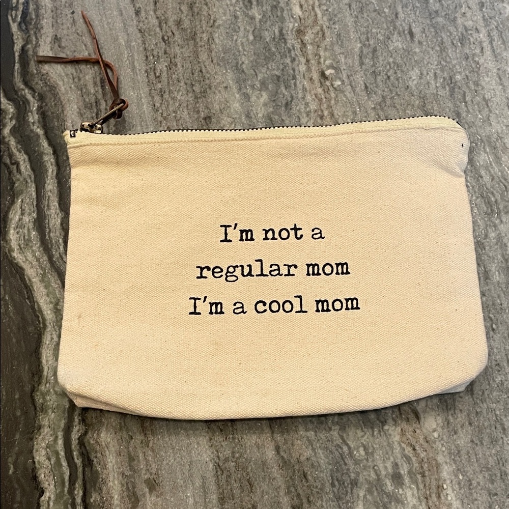 Cream Canvas Cosmetic Pouch – "I'm a Cool Mom" Printed Zip Case